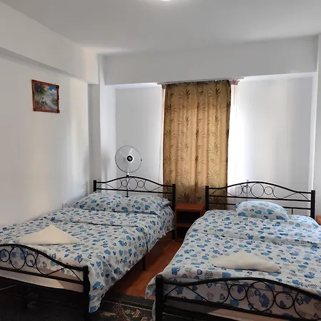 Didi, Affittacamere *