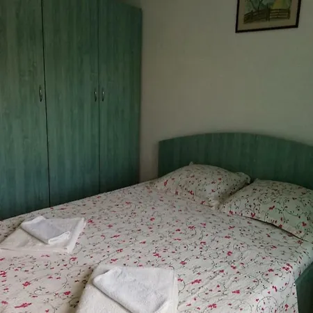Guest house Didi, *